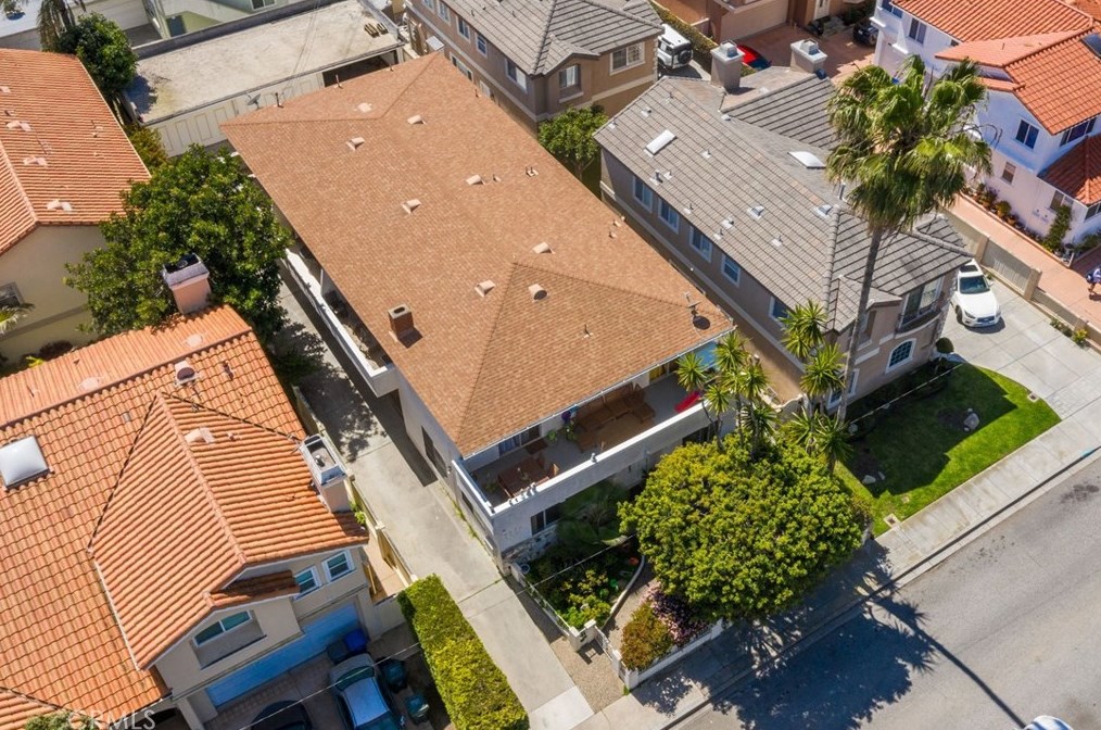 2228 Nelson Ave, Redondo Beach, CA 90278-2425