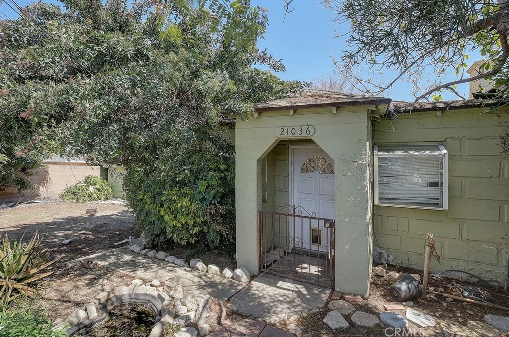 21036 Shearer Ave, Long Beach CA  90745-1234 exterior