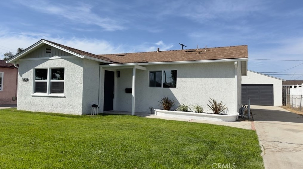 3323 186th St, Torrance, CA 90504-5037