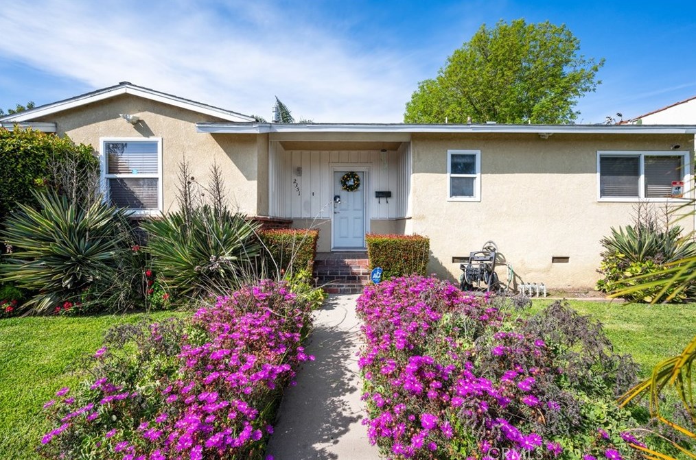 2351 W La Habra Blvd, La Habra, CA 90631