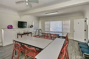 412 E 16th St, Long Beach, CA 90813 - Photo 4
