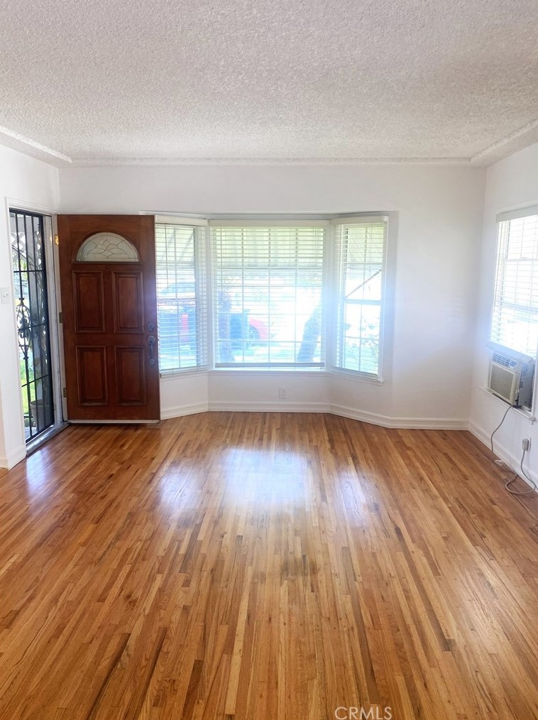 3329 Michigan Ave, South Gate, CA 90280