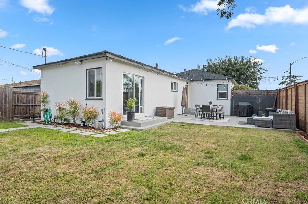 3755 59th Pl, Los Angeles CA  90043-2921 exterior