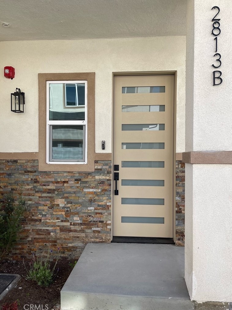 2813 190th St, Redondo Beach, CA 90278-5402