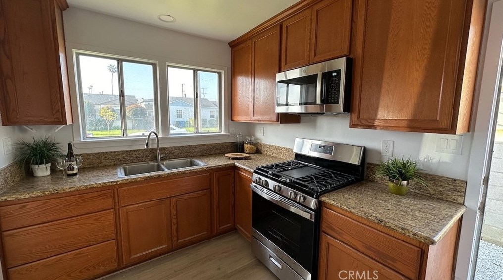 4333 W 167th St, Lawndale, CA 90260