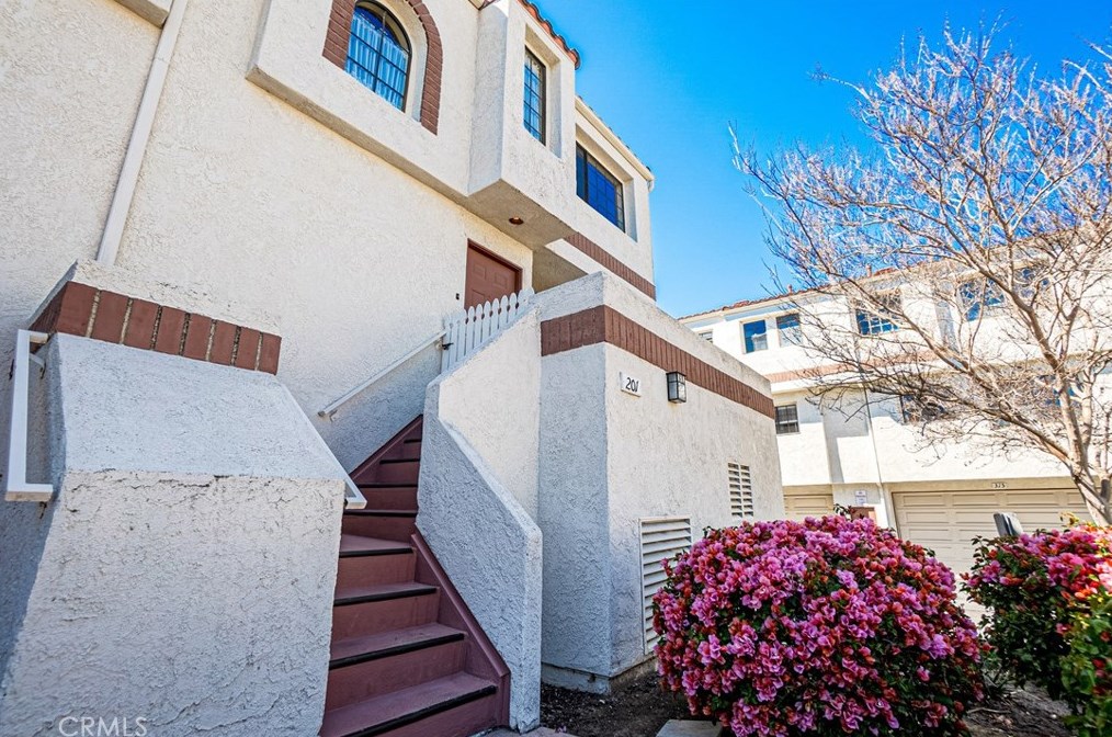 2971 Plaza Del Amo #201, Torrance, CA 90503