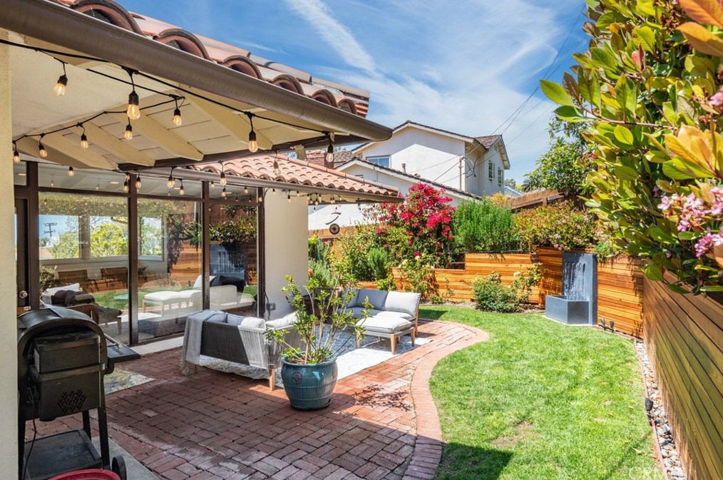 1644 Espinosa Cir, Palos Verdes Estates CA  90274-1920 exterior