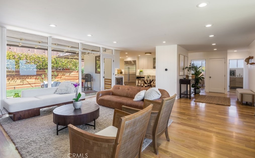 1644 Espinosa Cir, Palos Verdes Estates CA  90274-1920 exterior