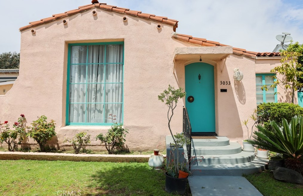 3033 Urban Ave, Santa Monica, CA 90404-5307