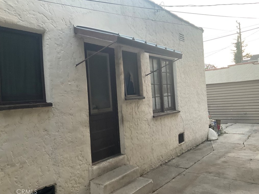 1439 Ellsmere Ave, Los Angeles CA  90019-3823 exterior