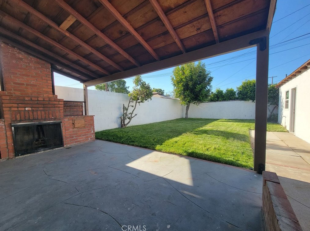 625 31 St, Long Beach CA 90806-1301 exterior