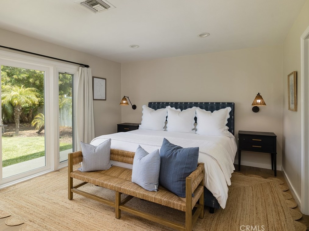 7822 Boeing Ave, Los Angeles CA  90045-3120 exterior