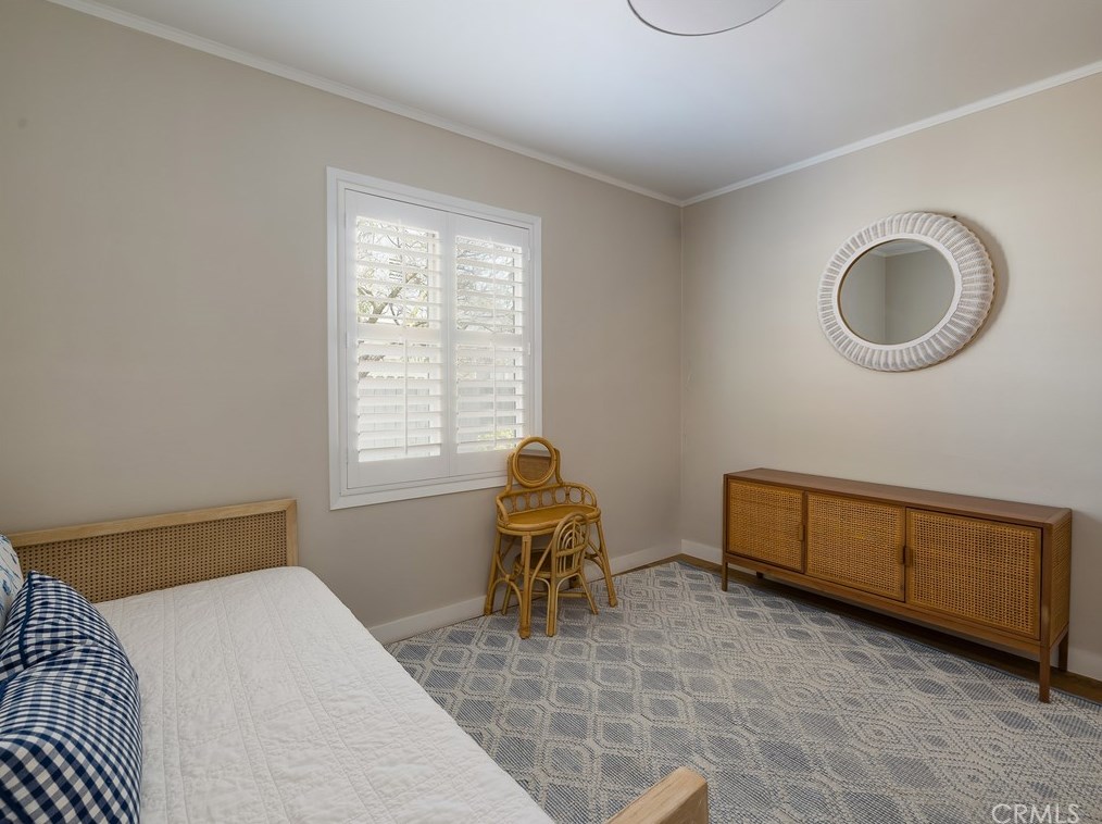 7822 Boeing Ave, Los Angeles CA  90045-3120 exterior