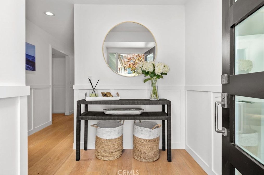 422 Maple Ave, El Segundo CA  90245-2422 exterior