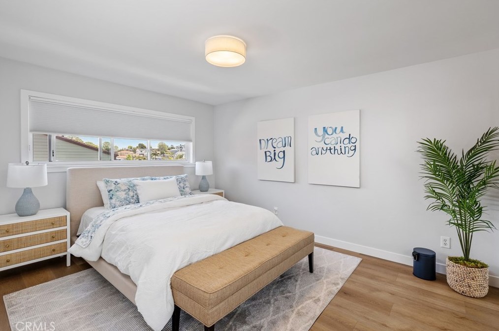 422 Maple Ave, El Segundo CA  90245-2422 exterior