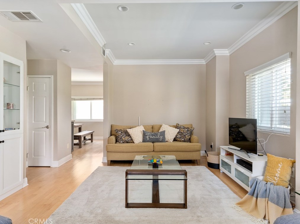 959 Cedar St, El Segundo, CA 90245-2297
