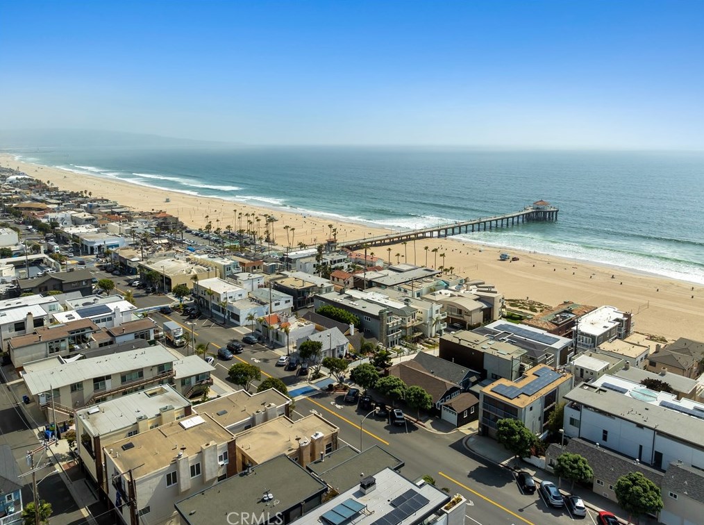 1308 Manhattan Ave, Manhattan Beach CA  90266-4746 exterior