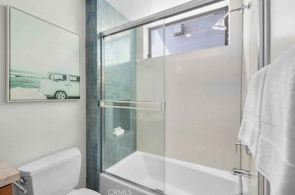 1308 Manhattan Ave, Manhattan Beach CA  90266-4746 exterior