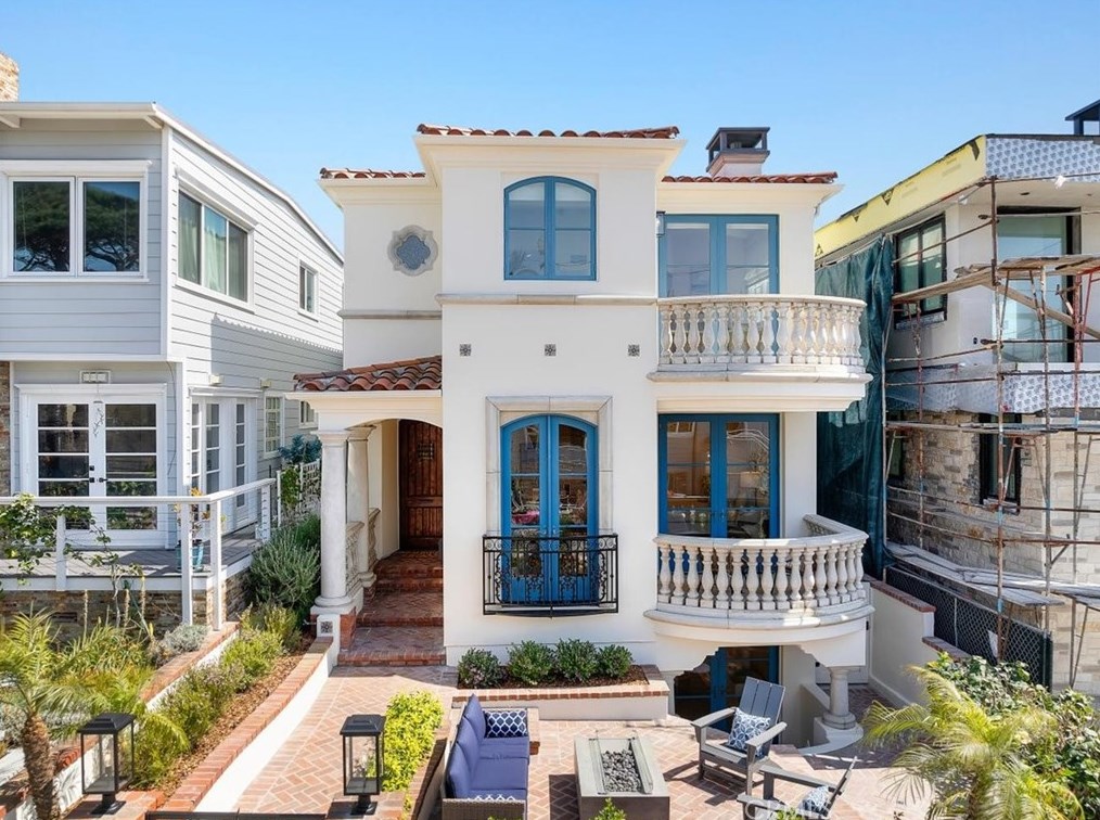 320 32nd St, Manhattan Beach, CA 90266