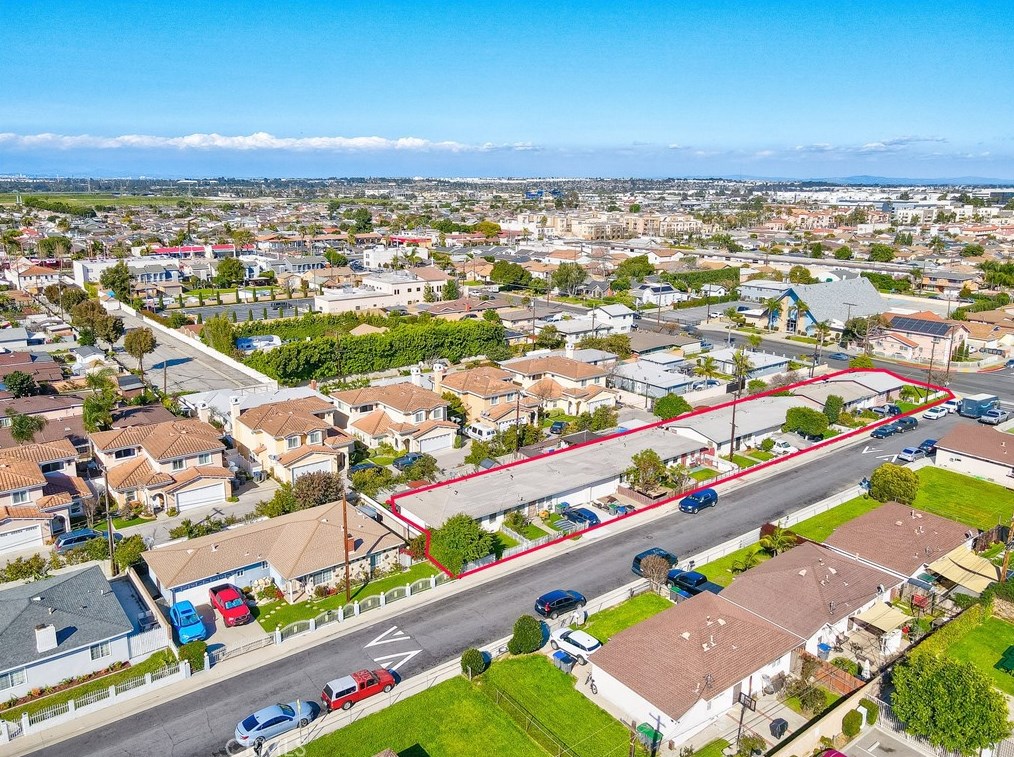 229 219th St, Long Beach, CA 90745-3004