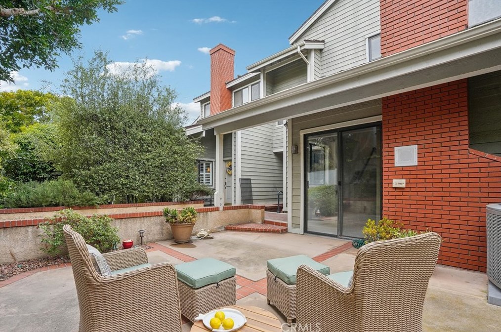 25 Lafayette Ct, Manhattan Beach, CA 90266
