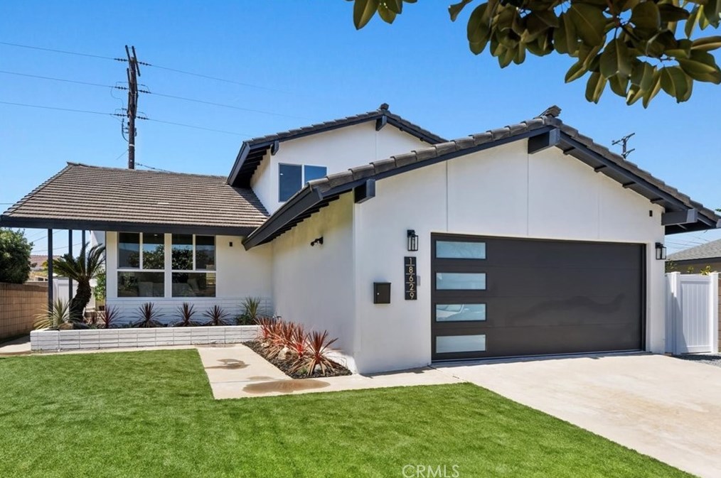 18629 Manhattan Pl, Torrance, CA 90504-6214