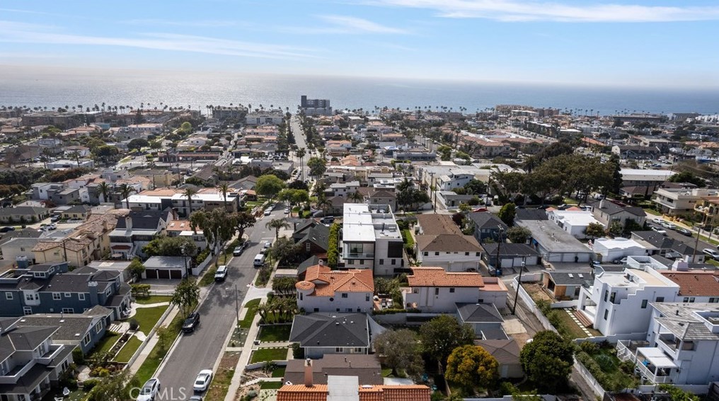 928 Juanita Ave, Redondo Beach CA  90277-4816 exterior