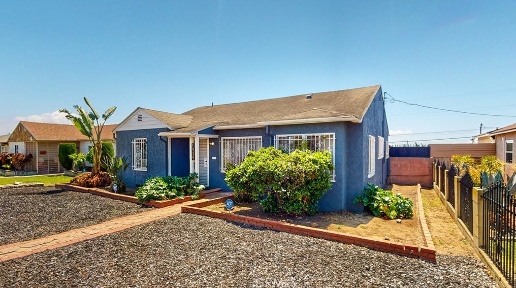 1934 108th St, Los Angeles, CA 90047-4308
