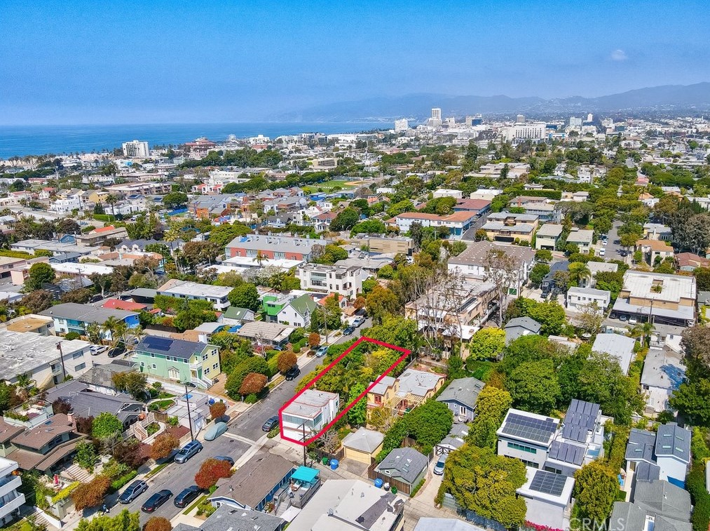 2639 Highland Ave, Santa Monica, CA 90405-4401