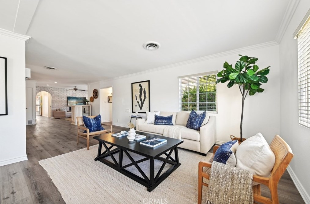 2217 Warfield Ave, Redondo Beach, CA 90278-1430