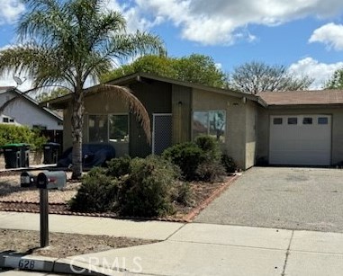 628 Corona St, Hemet, CA 92545-2479