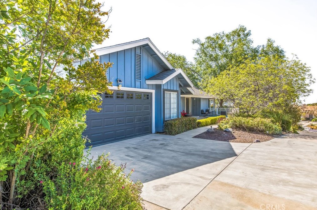 7663 Jayhawk Dr, Riverside, CA 92509-5423