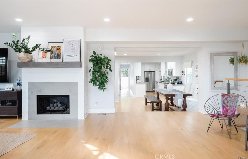 3520 Walnut Ave, Manhattan Beach, CA 90266