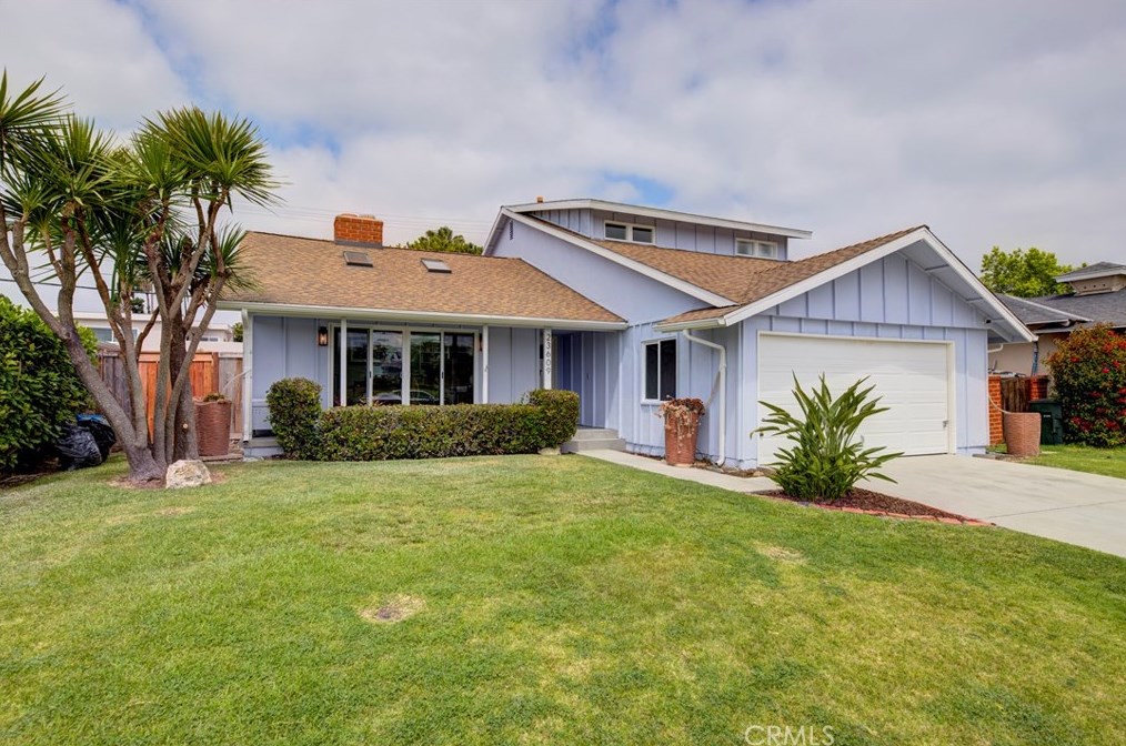 23609 Ladeene Ave, Torrance, CA 90505-4609