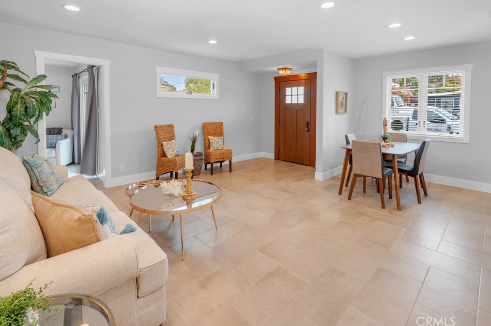 2427 239 St, Torrance CA  90501-5925 exterior