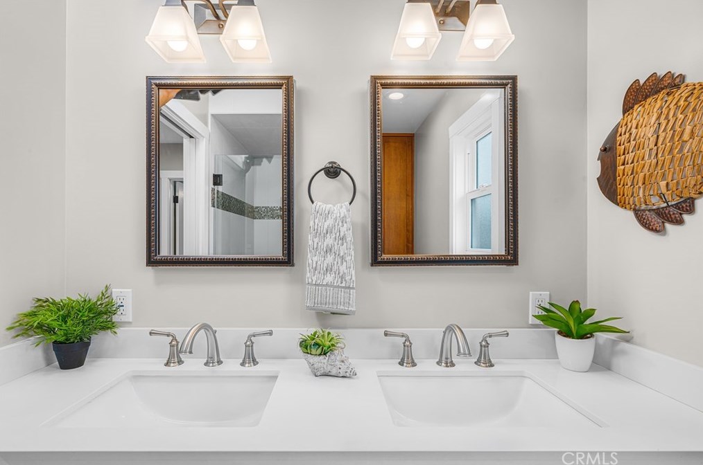 2427 239 St, Torrance CA  90501-5925 exterior