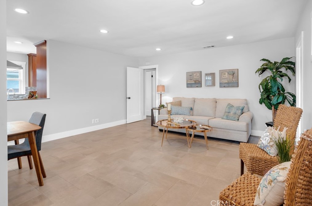 2427 239th St, Torrance CA  90501-5926 exterior