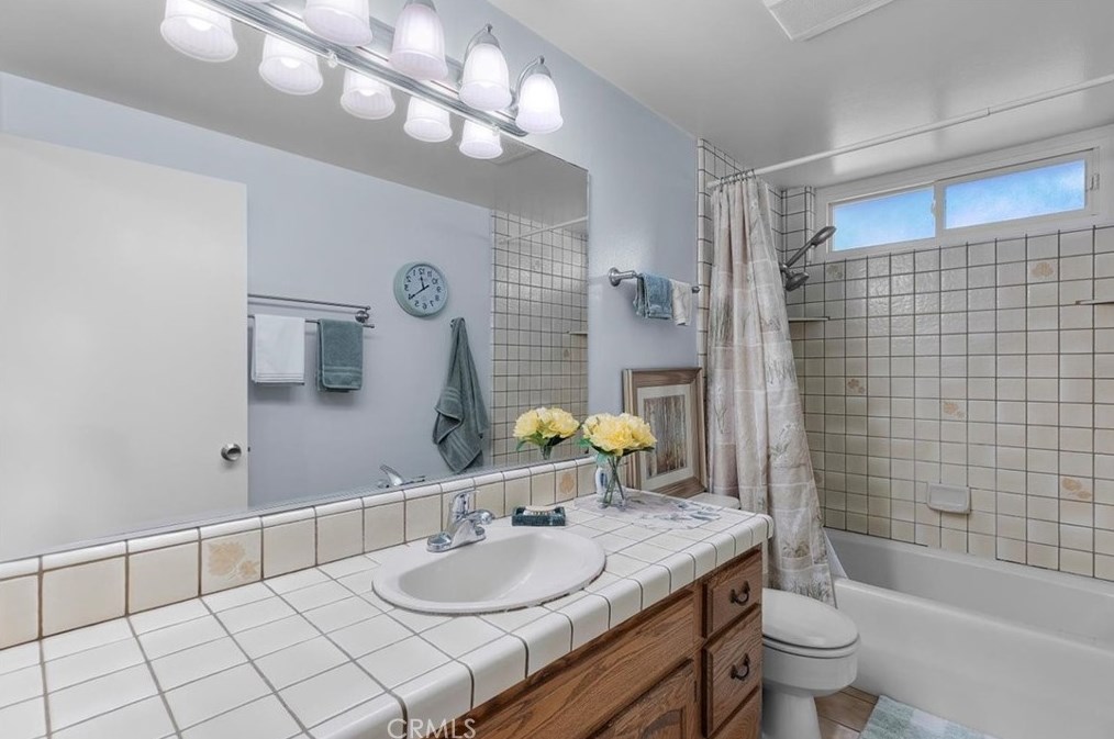 1968 235 Pl, Torrance CA  90501-6043 exterior