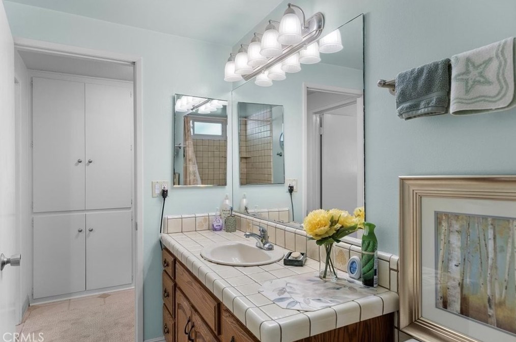 1968 235 Pl, Torrance CA  90501-6043 exterior