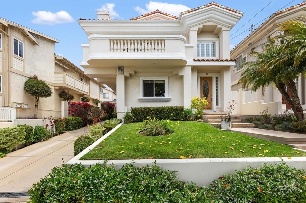 114 Lucia Ave, Redondo Beach, CA 90277-0032