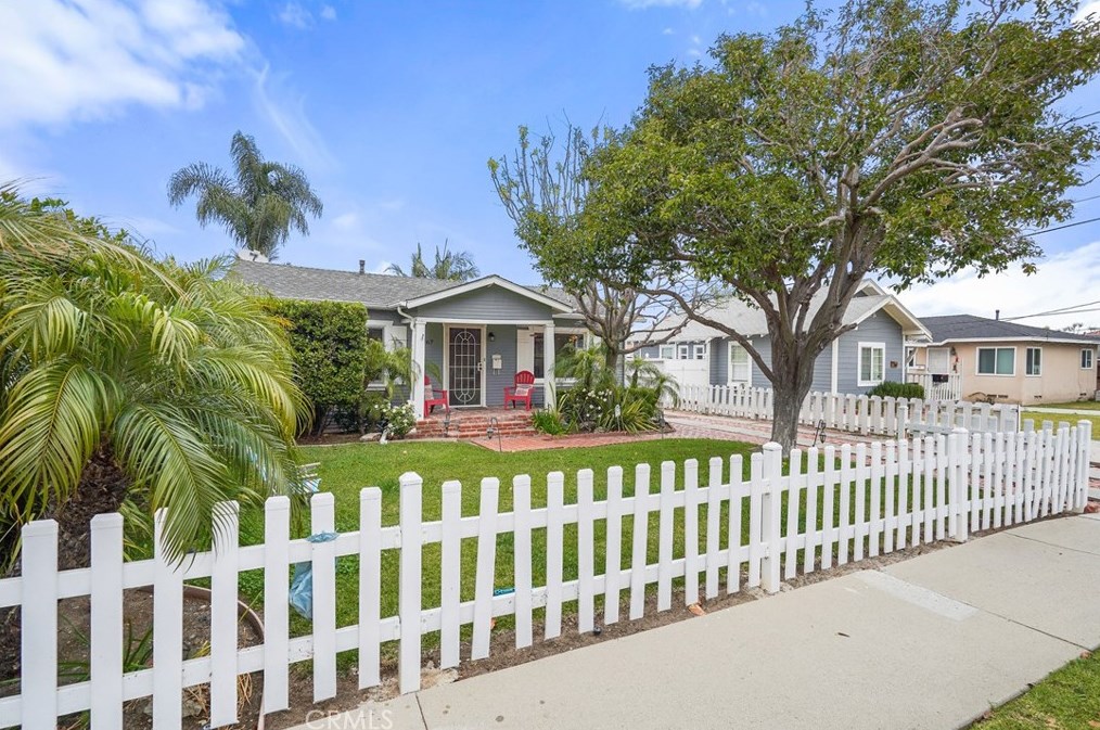 2367 250th St, Lomita, CA 90717