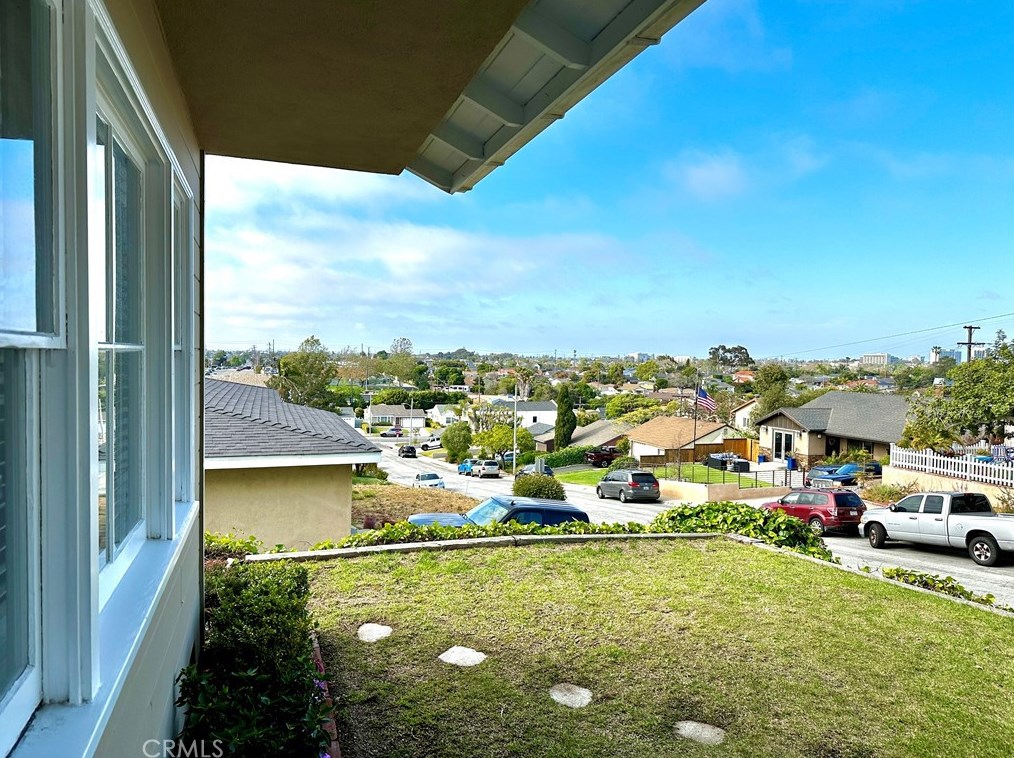 22609 Gaycrest Ave, Torrance, CA 90505-3327