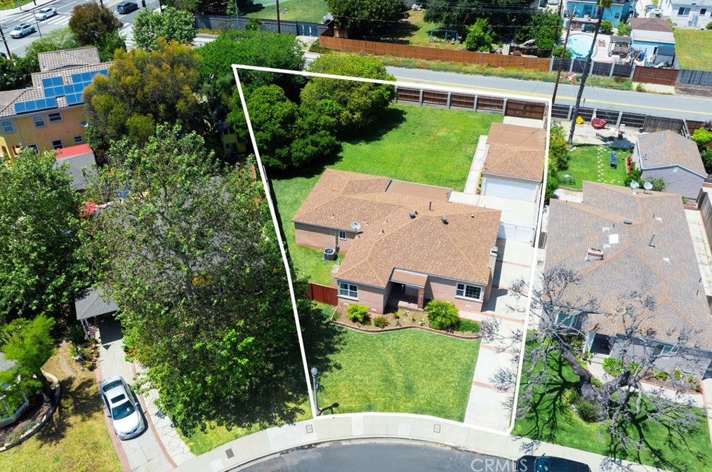 6253 83rd Pl, Los Angeles, CA 90045-3912