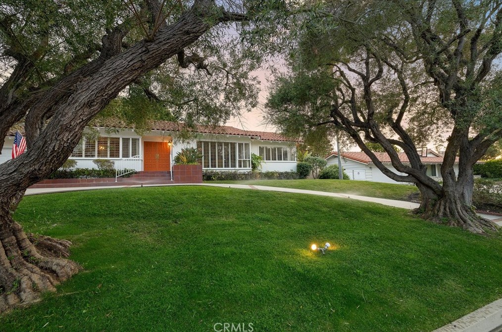 2448 Via Sonoma, Palos Verdes Estates, CA 90274-2031