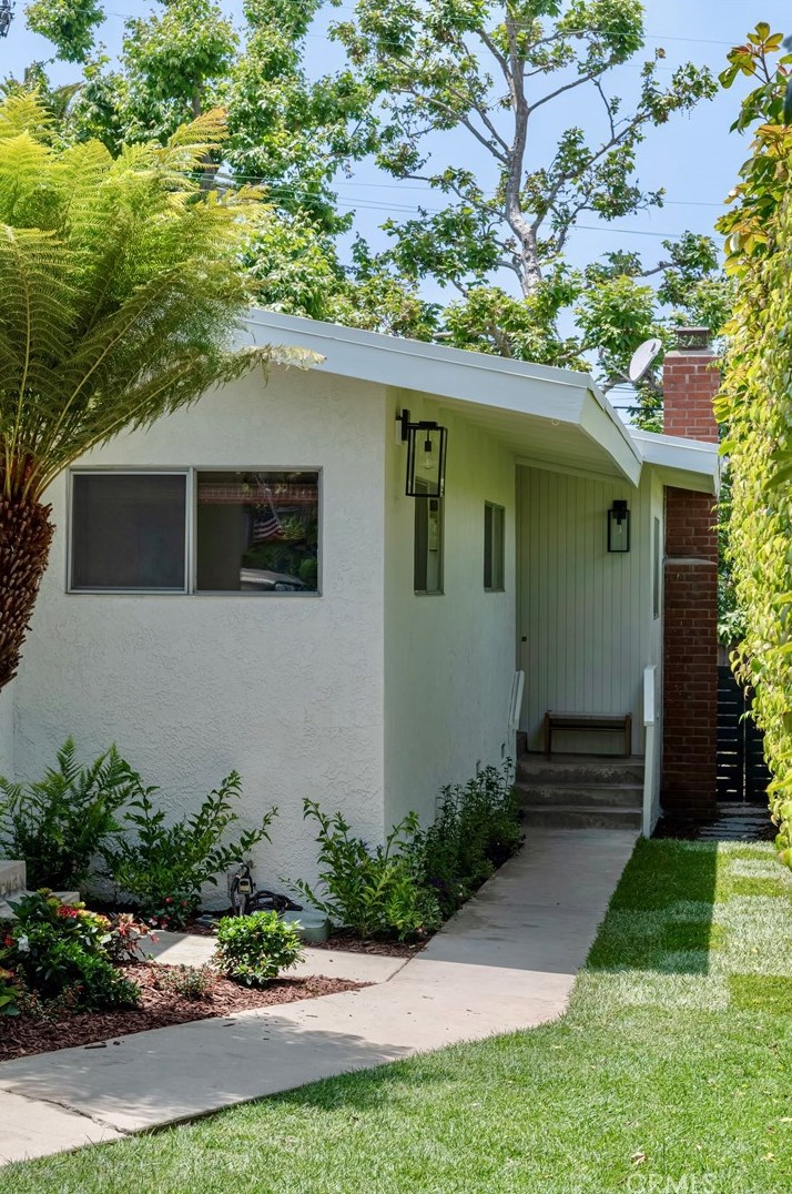 2909 Palm Ave, Manhattan Beach, CA 90266-2352