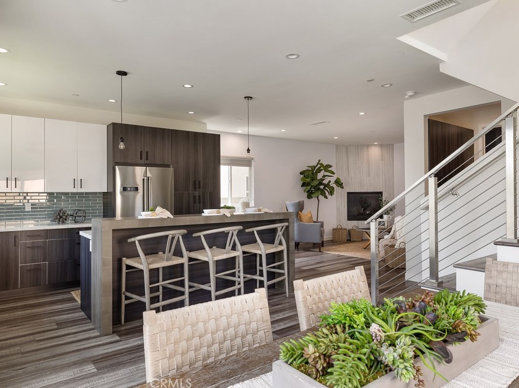 125 Palm Ave, El Segundo CA  90245-2296 exterior