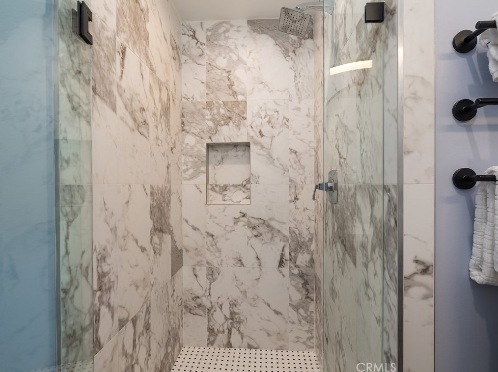 125 Palm Ave, El Segundo CA  90245-2296 exterior