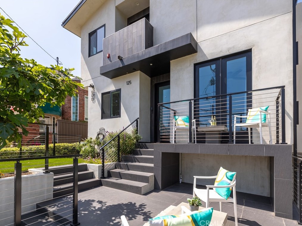 125 Palm Ave, El Segundo, CA 90245-2296