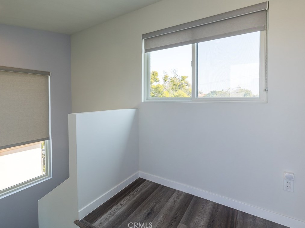 125 Palm Ave, El Segundo CA  90245-2296 exterior