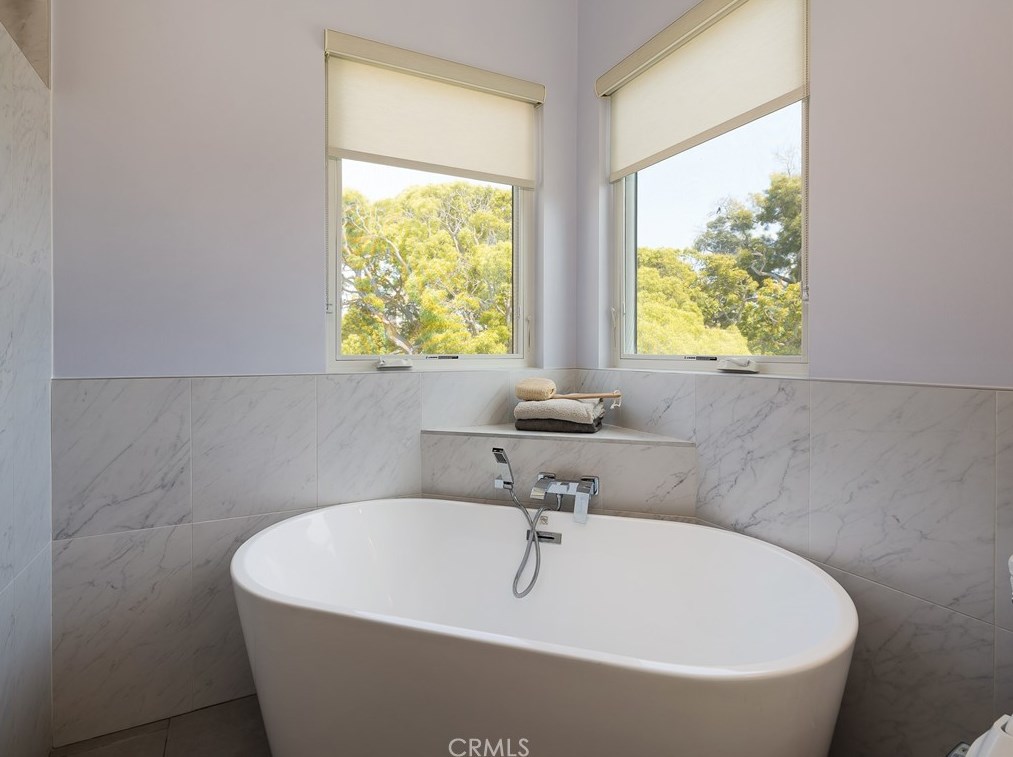 125 Palm Ave, El Segundo CA  90245-2296 exterior